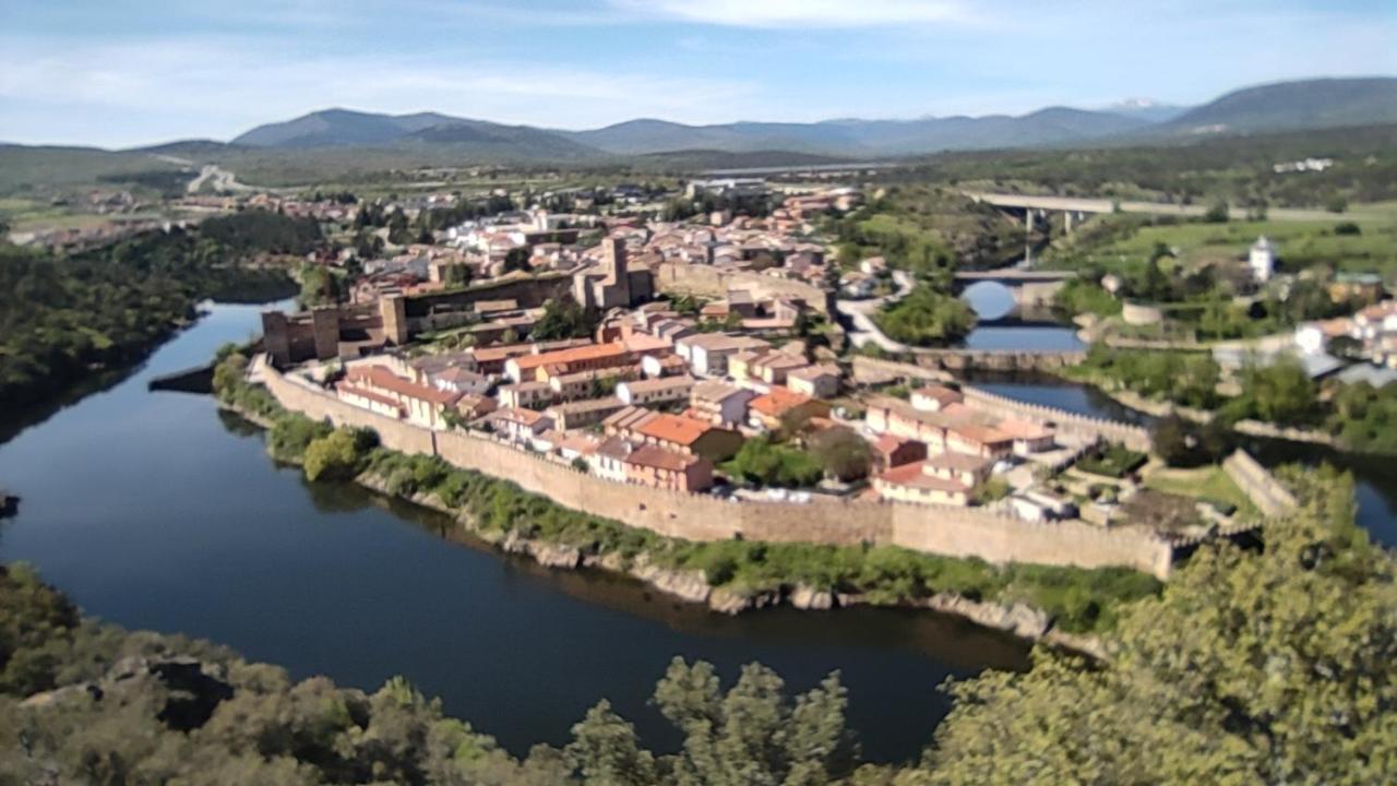 Puente Viejo De Buitrago Casa Fresno Apartment Буитраго дел Лосоя Екстериор снимка