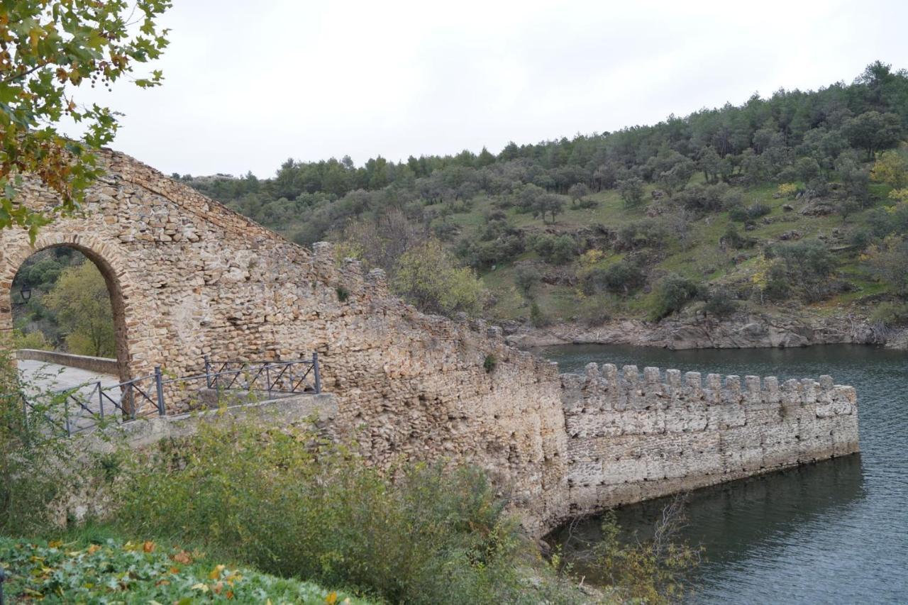 Puente Viejo De Buitrago Casa Fresno Apartment Буитраго дел Лосоя Екстериор снимка